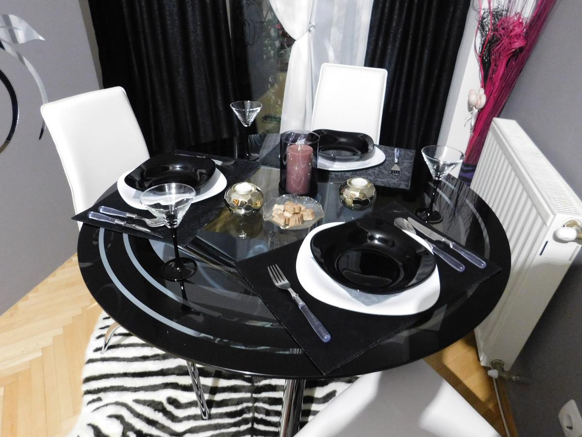 Appartamento Velvet Lux Ni Esterno foto