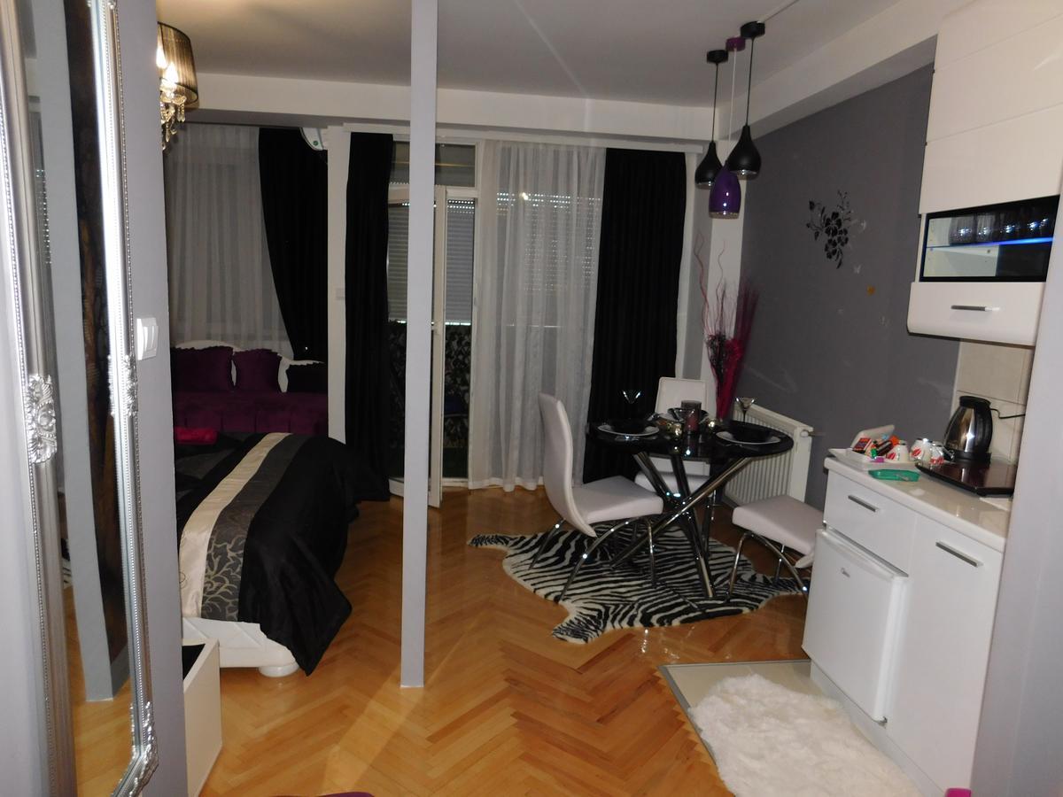 Appartamento Velvet Lux Ni Esterno foto