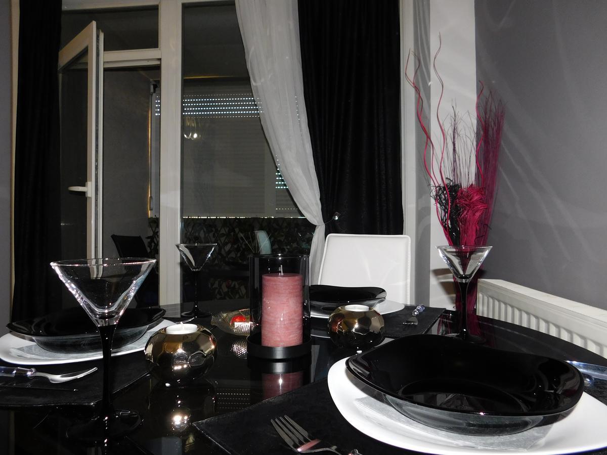 Appartamento Velvet Lux Ni Esterno foto